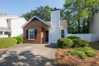 207 Daventry Way, Woodstock, GA 30188