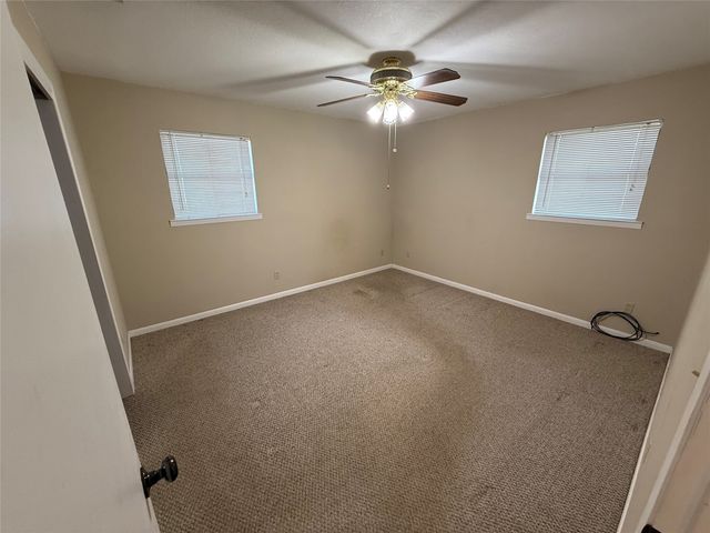 105 W Elm Street, Gustine, TX 76455