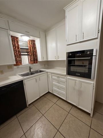 105 W Elm Street, Gustine, TX 76455