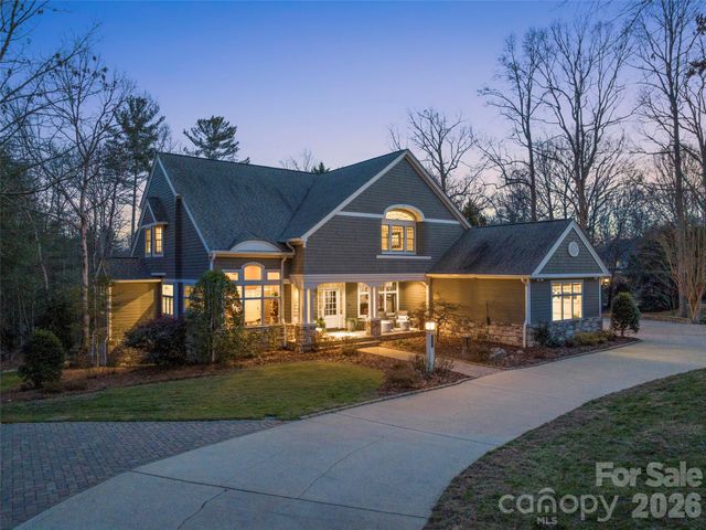 701 Baneberry Court, Asheville, NC 28803