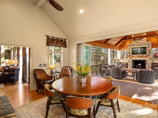 701 Baneberry Court, Asheville, NC 28803