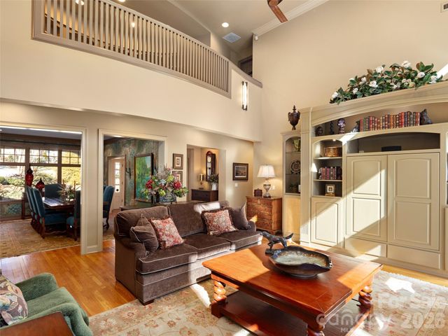 701 Baneberry Court, Asheville, NC 28803
