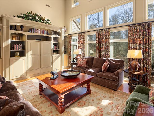 701 Baneberry Court, Asheville, NC 28803
