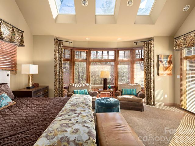 701 Baneberry Court, Asheville, NC 28803