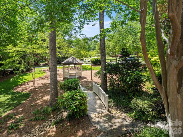 701 Baneberry Court, Asheville, NC 28803