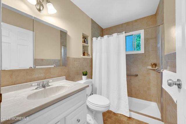 4 Indiana Way B, Whiting, NJ 08759