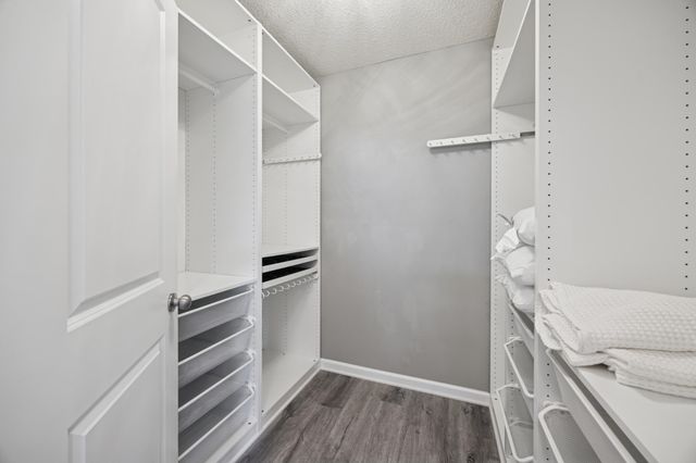 1320 Old Highway 8 NW, New Brighton, MN 55112