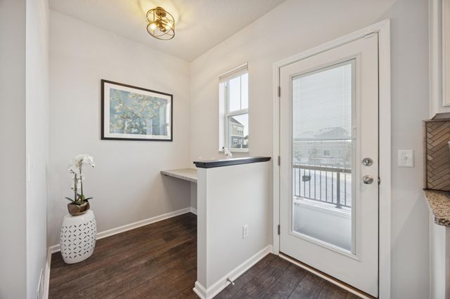 1320 Old Highway 8 NW, New Brighton, MN 55112