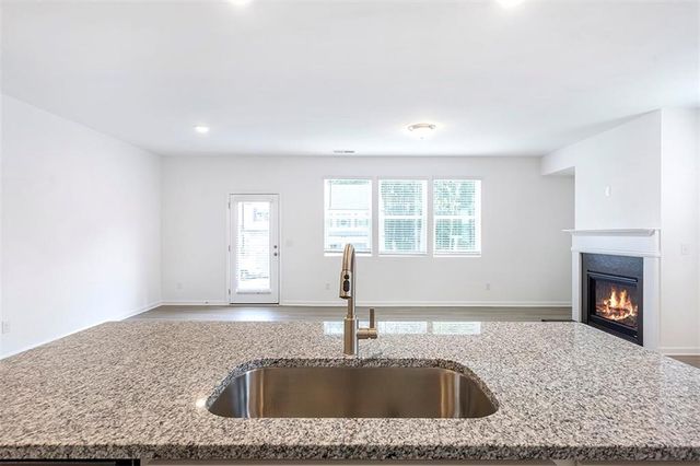 5740 Thornton Drive, Cumming, GA 30028