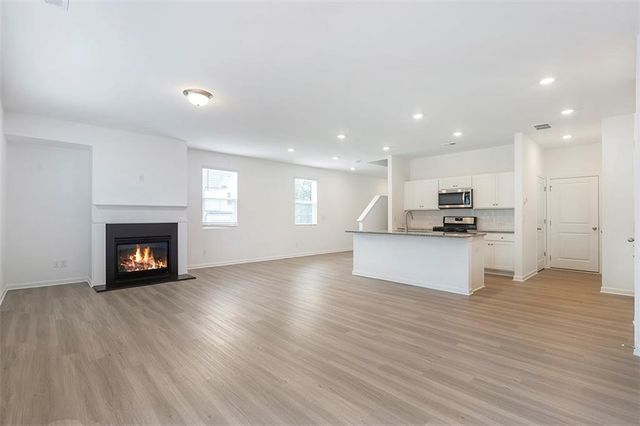 5740 Thornton Drive, Cumming, GA 30028