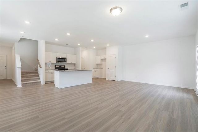 5740 Thornton Drive, Cumming, GA 30028