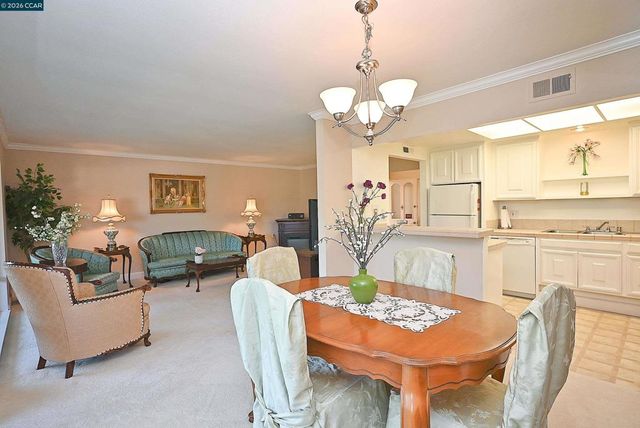 1160 Singingwood Ct 5, Walnut Creek, CA 94595