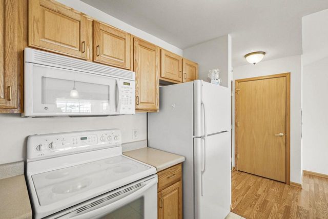 6836 Parkside Circle, Windsor, WI 53532