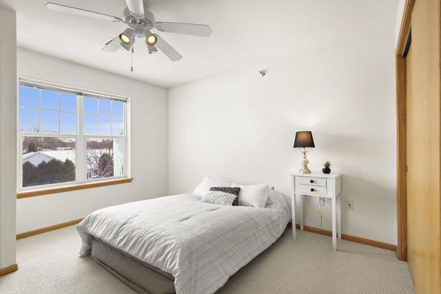 6836 Parkside Circle, Windsor, WI 53532