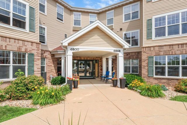 6836 Parkside Circle, Windsor, WI 53532