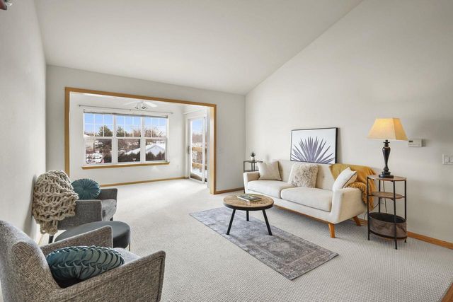 6836 Parkside Circle, Windsor, WI 53532