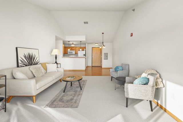 6836 Parkside Circle, Windsor, WI 53532