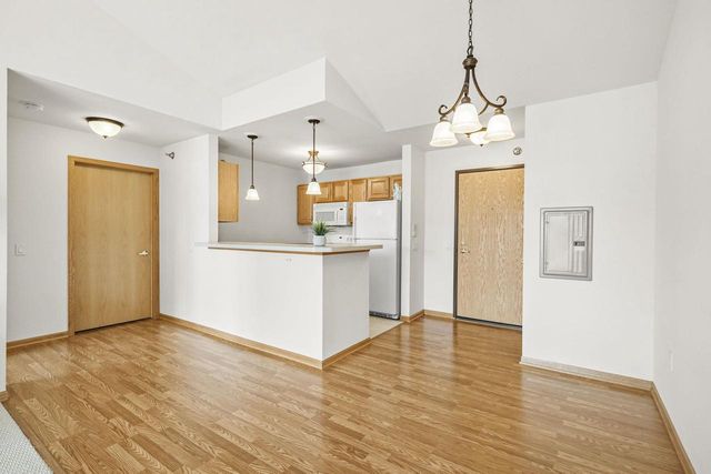 6836 Parkside Circle, Windsor, WI 53532