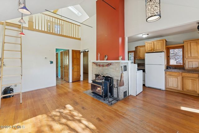 2148 N Pinecrest Canyon Road, Salt Lake City, UT 84108