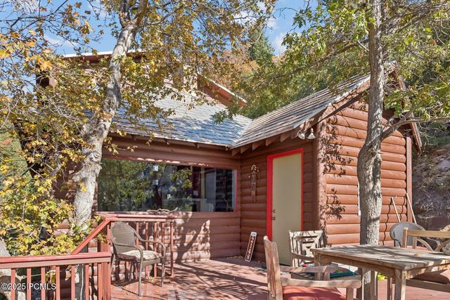 2148 N Pinecrest Canyon Road, Salt Lake City, UT 84108