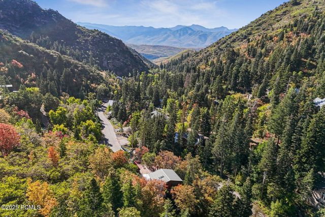 2148 N Pinecrest Canyon Road, Salt Lake City, UT 84108