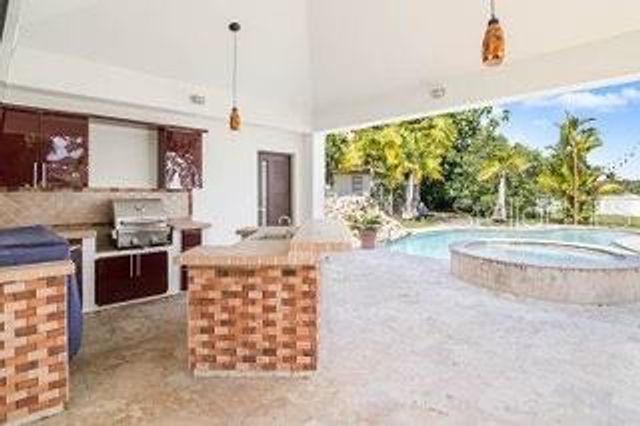 G9 GALICIA, Vega Alta, PR 00692