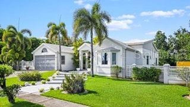 G9 GALICIA, Vega Alta, PR 00692