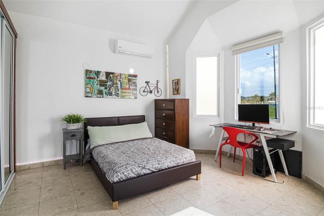 G9 GALICIA, Vega Alta, PR 00692