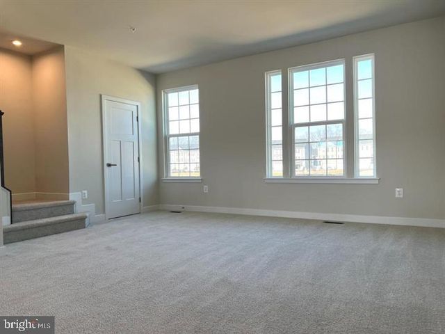 5455 CEDAR DR, Upper Marlboro, MD 20772