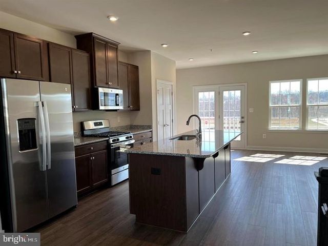5455 CEDAR DR, Upper Marlboro, MD 20772