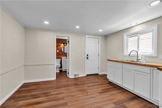 75 Clay Street, Buffalo, NY 14207