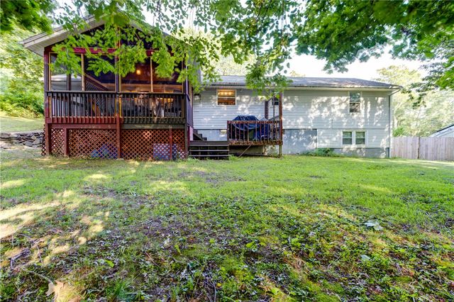 11 Golden Boulevard, North Smithfield, RI 02896