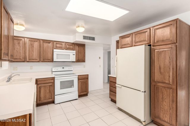 4030 S Knotty Pine Place, Tucson, AZ 85730