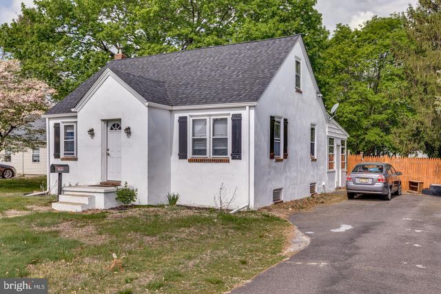 319 PINE ST, Williamstown, NJ 08094