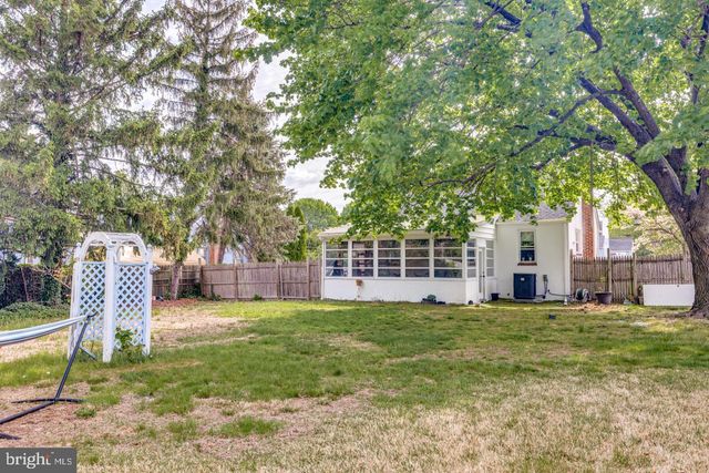 319 PINE ST, Williamstown, NJ 08094