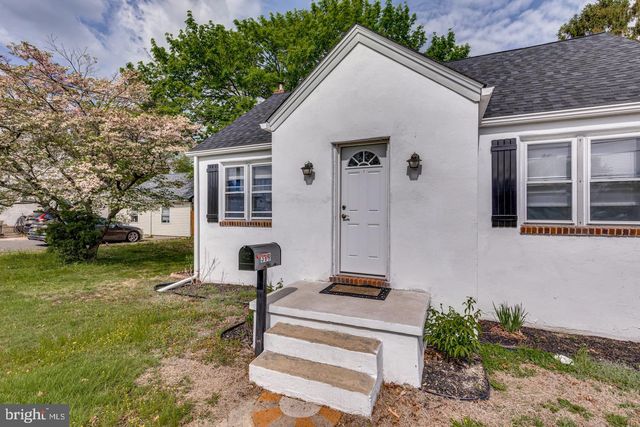 319 PINE ST, Williamstown, NJ 08094