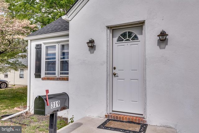 319 PINE ST, Williamstown, NJ 08094