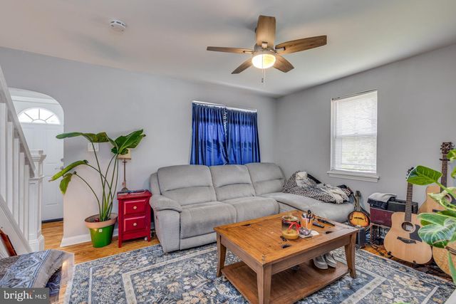 319 PINE ST, Williamstown, NJ 08094