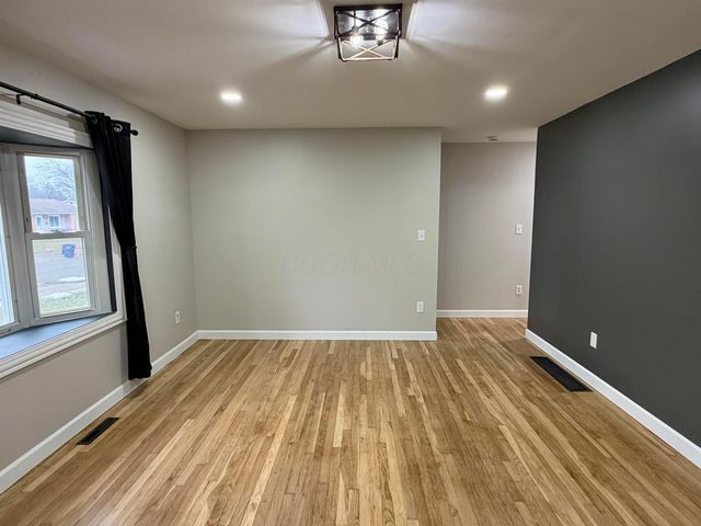 4827 Glendon Road, Columbus, OH 43229