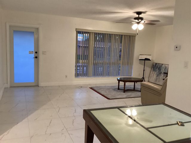 8571 NW 26th Street, Sunrise, FL 33322