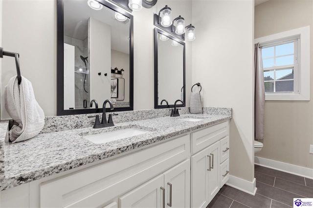 305 Summit Creek Drive, Elizabethtown, KY 42701