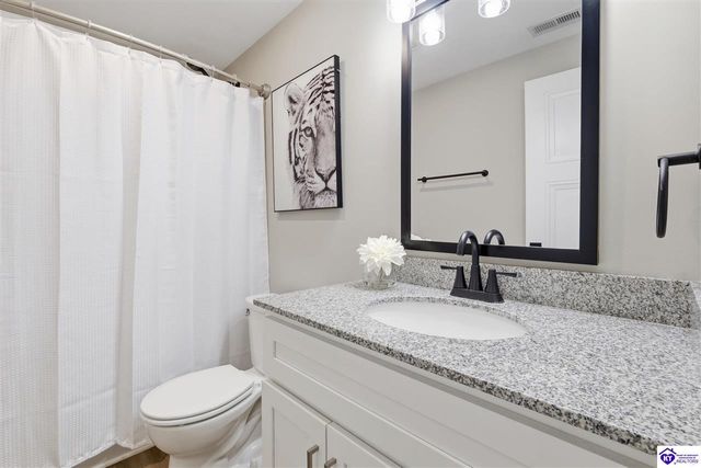 305 Summit Creek Drive, Elizabethtown, KY 42701