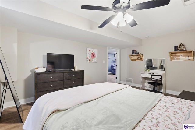 305 Summit Creek Drive, Elizabethtown, KY 42701