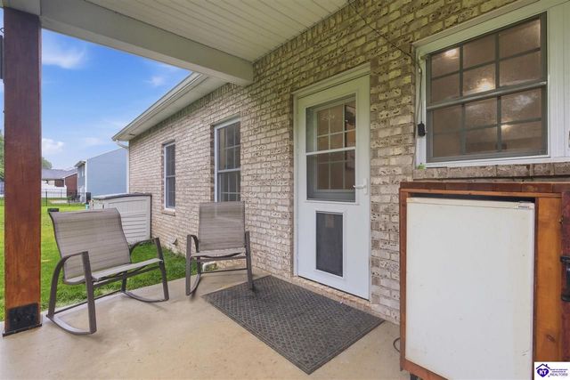 305 Summit Creek Drive, Elizabethtown, KY 42701