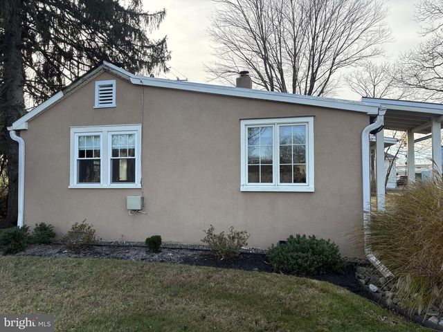 3842 OLD EASTON RD, Doylestown, PA 18902