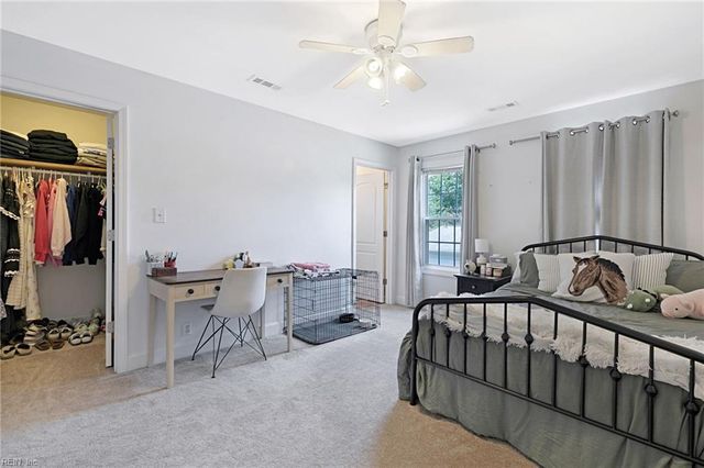55 Brogden LN, Hampton, VA 23666