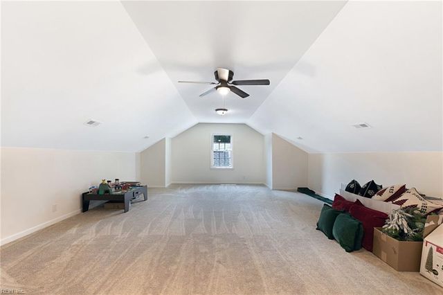 55 Brogden LN, Hampton, VA 23666