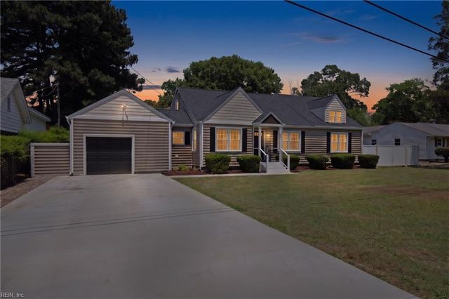 55 Brogden LN, Hampton, VA 23666