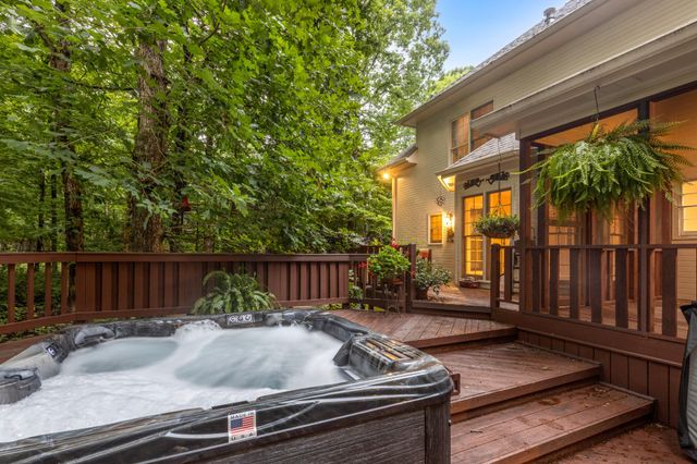 2917 Blue Teal Lane, Signal Mountain, TN 37377