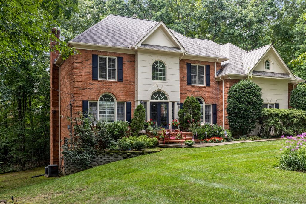 2917 Blue Teal Lane, Signal Mountain, TN 37377